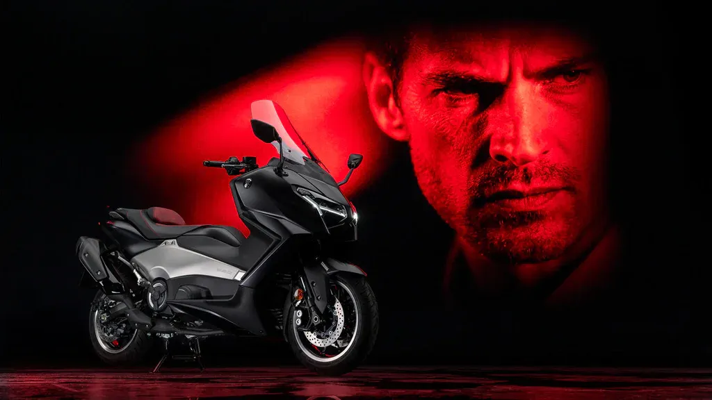 25e anniversaire de TMAX : Une obsession du MAX. 2 tmax 25 jarig jubileum. obsessed to the max 2